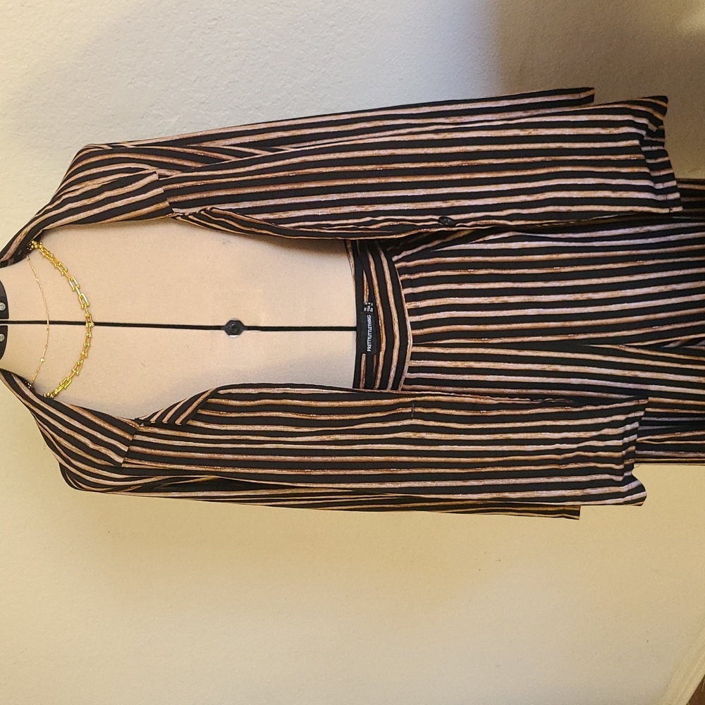 Pretty Little Thing Pant suit set